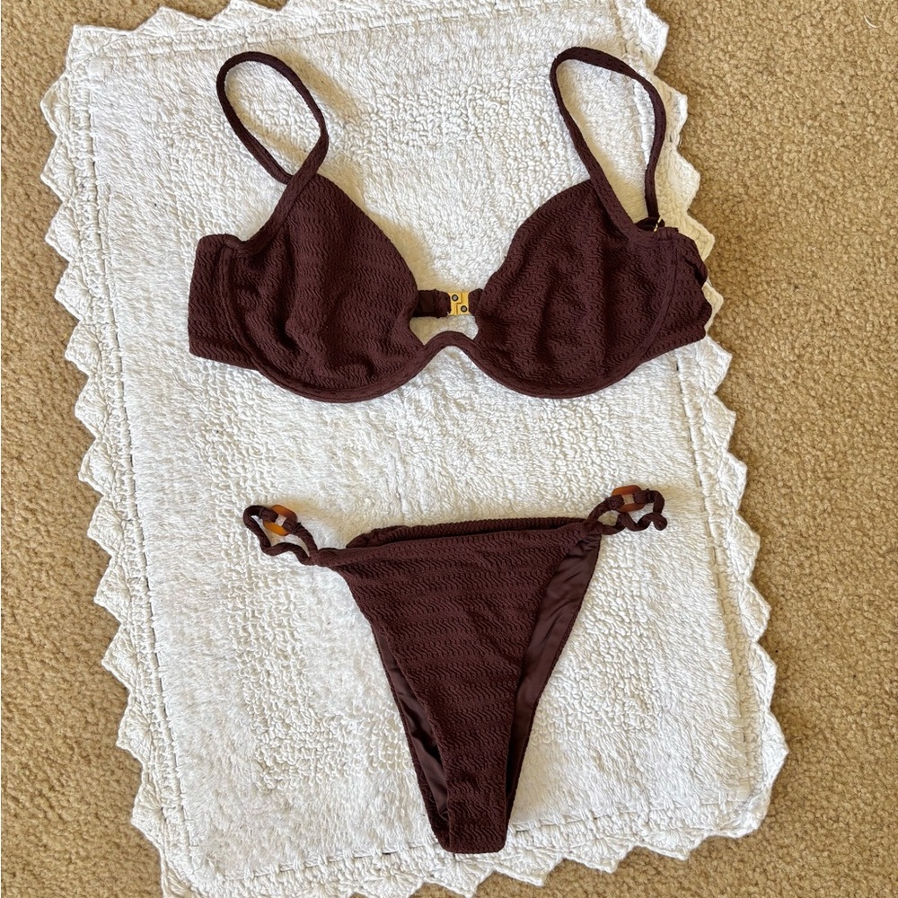 Subtitled Brown Textured 2 Piece Bikini with Underwire - Picture 3 of 4